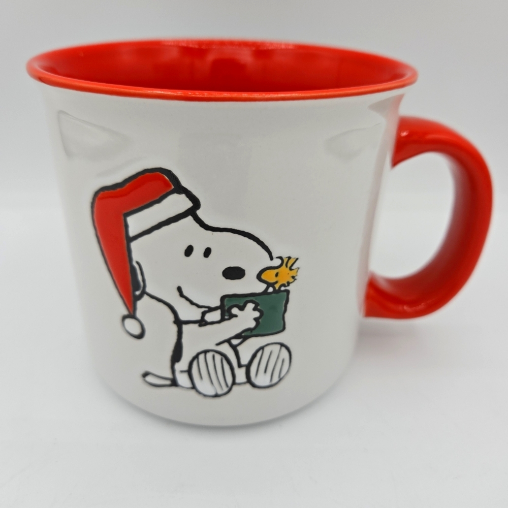 Peanuts Snoopy Christmas Holiday Mug 21 oz Coffee Cup Collectible Microwave Safe